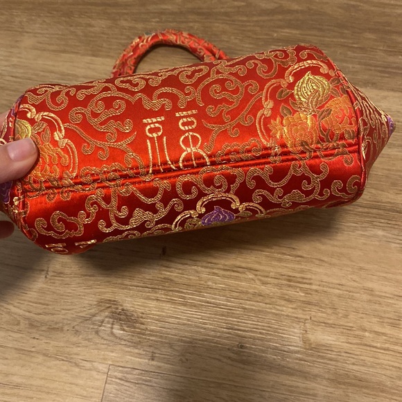 Vintage Red & Gold Asian Inspired Print Purse - Picture 4 of 8